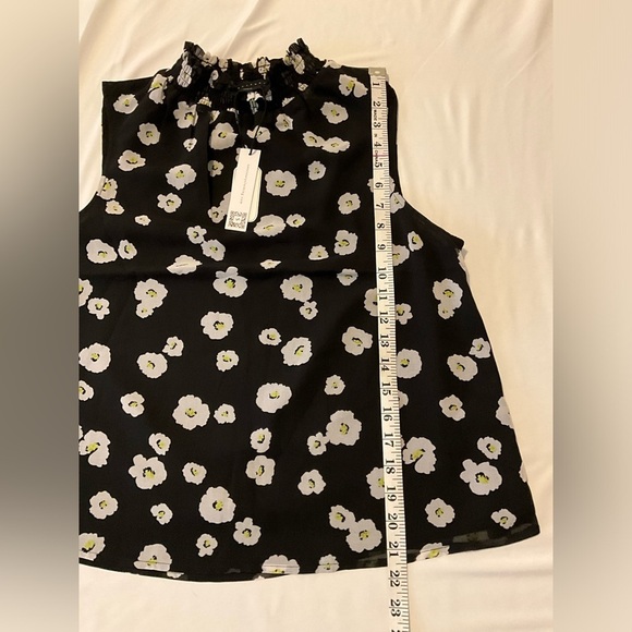 Sanctuary sleeveless blouse - Flower Illusion - Size Large - NWT - Picture 7 of 11